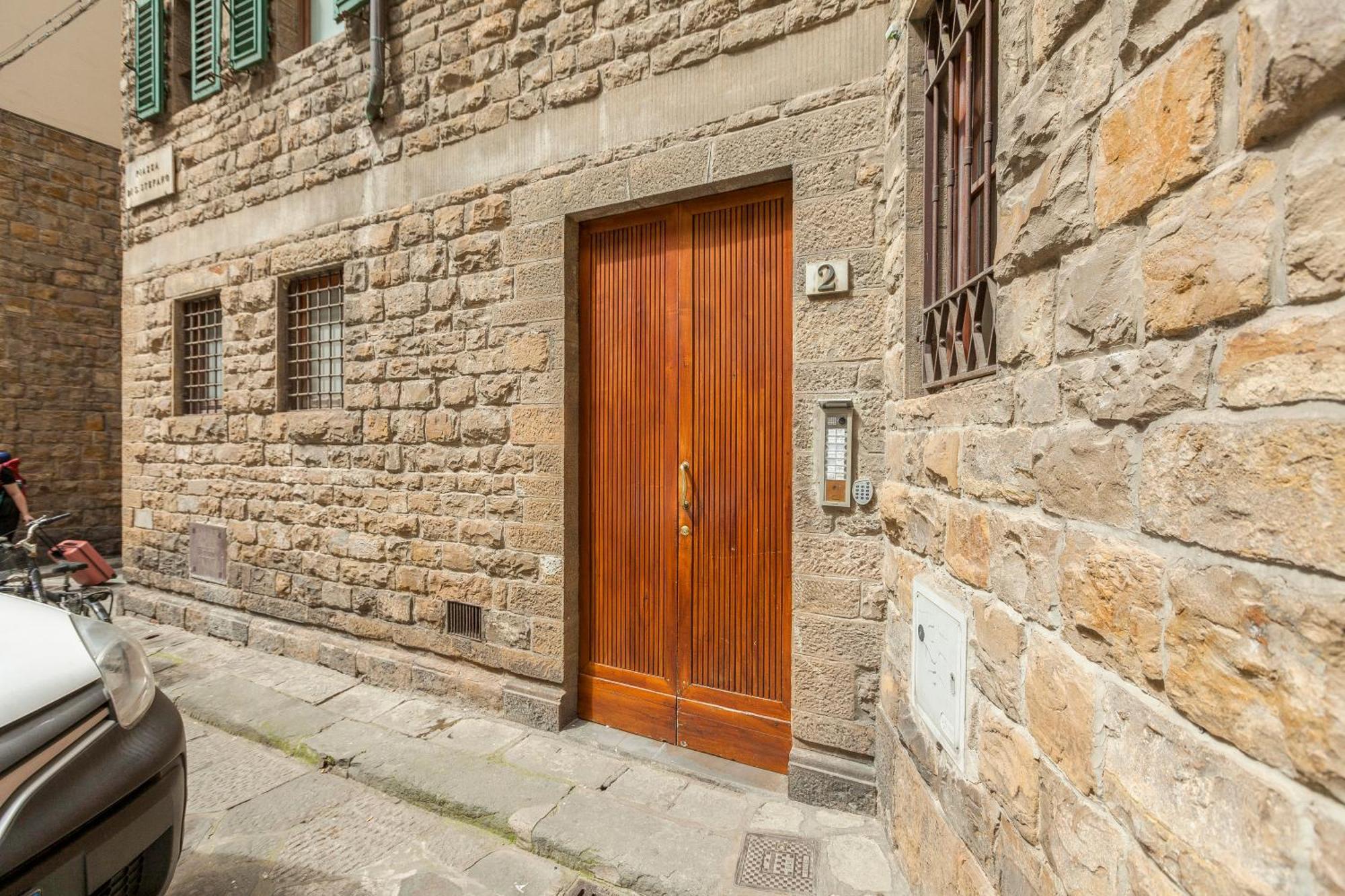 Mamo Florence - Santo Stefano Apartment Buitenkant foto